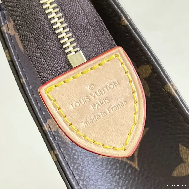 Fashionrep Bag 2204YA0041 LV 0614